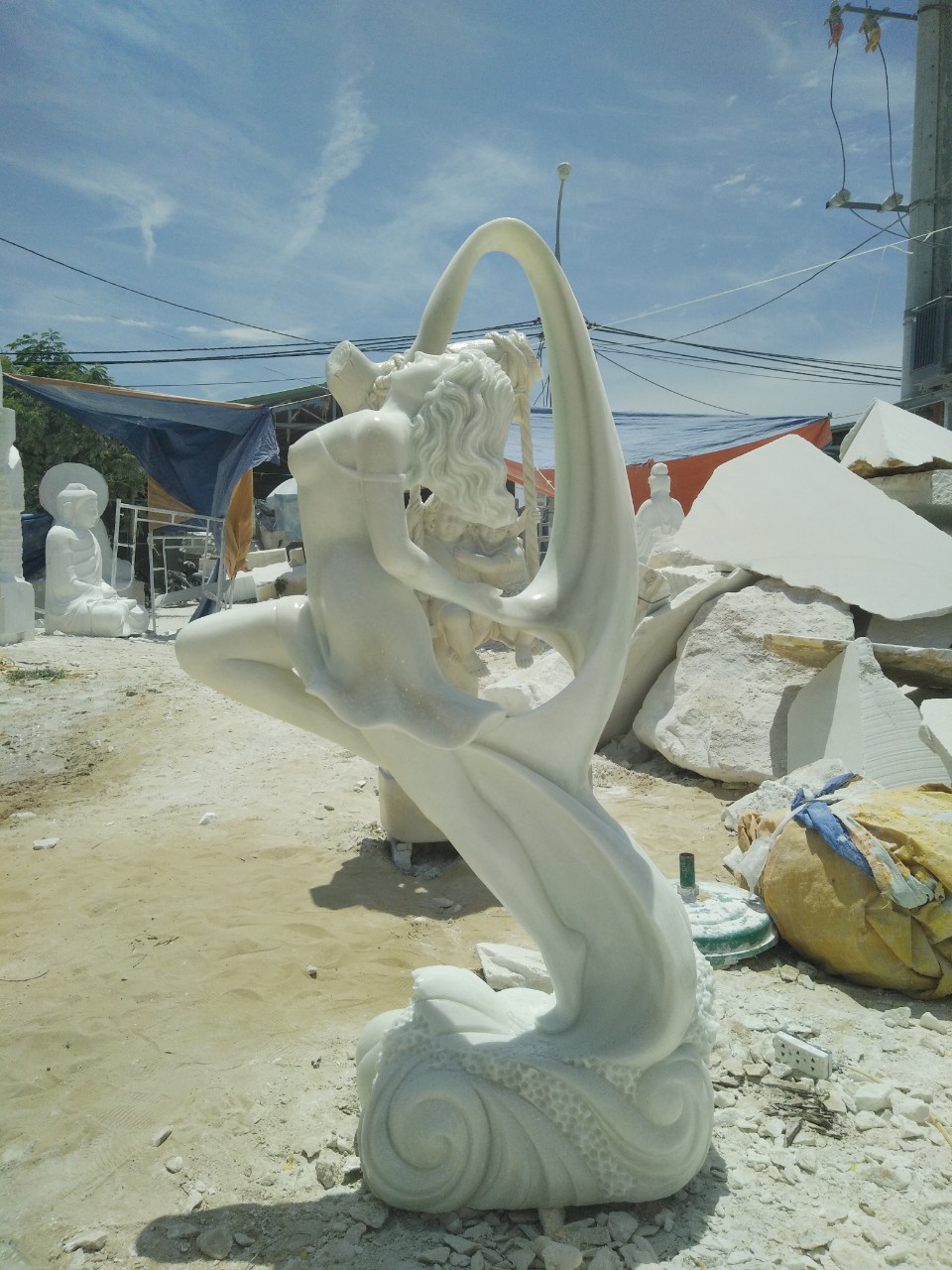 Tượng Nghệ Thuật 04